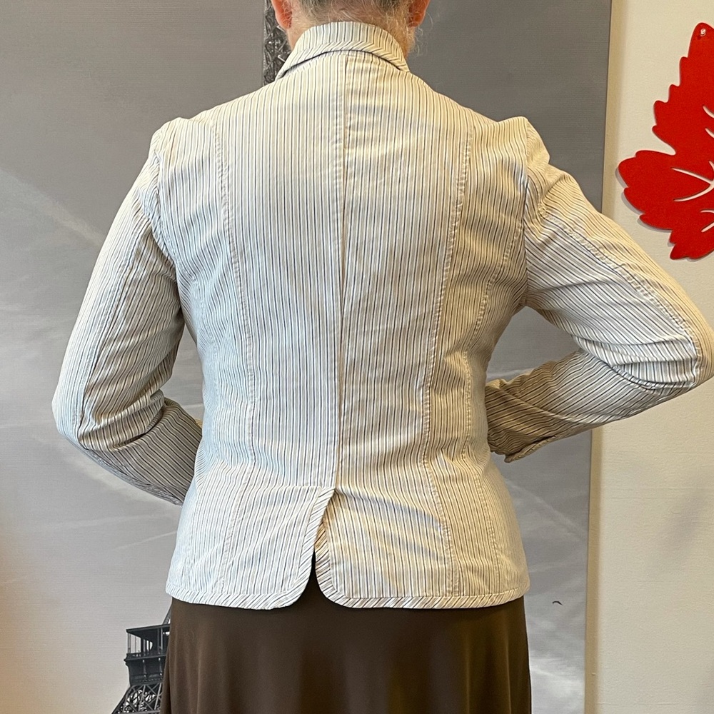 Women’s L Sport coat